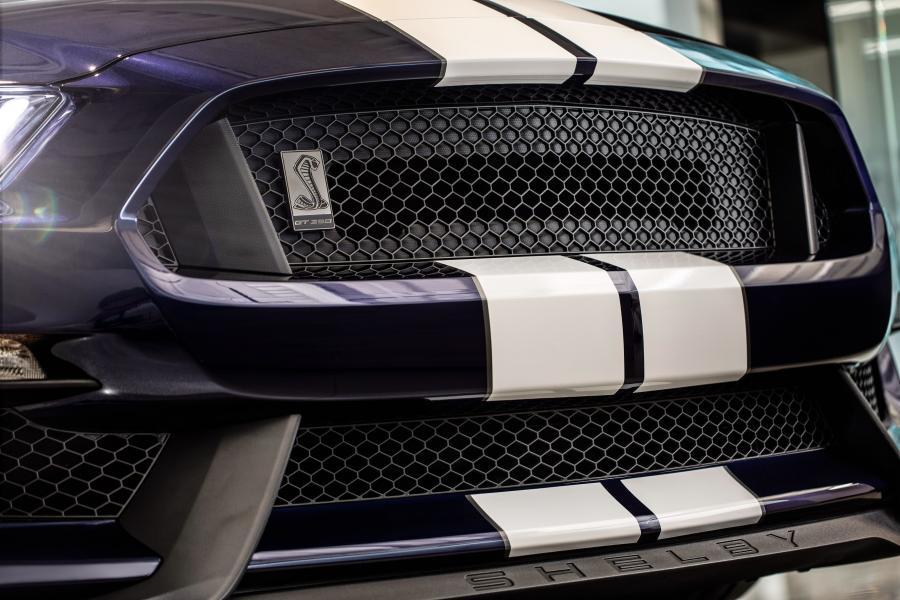 Детали экстерьера Shelby GT350 2018 года  (фото 10 из 40)